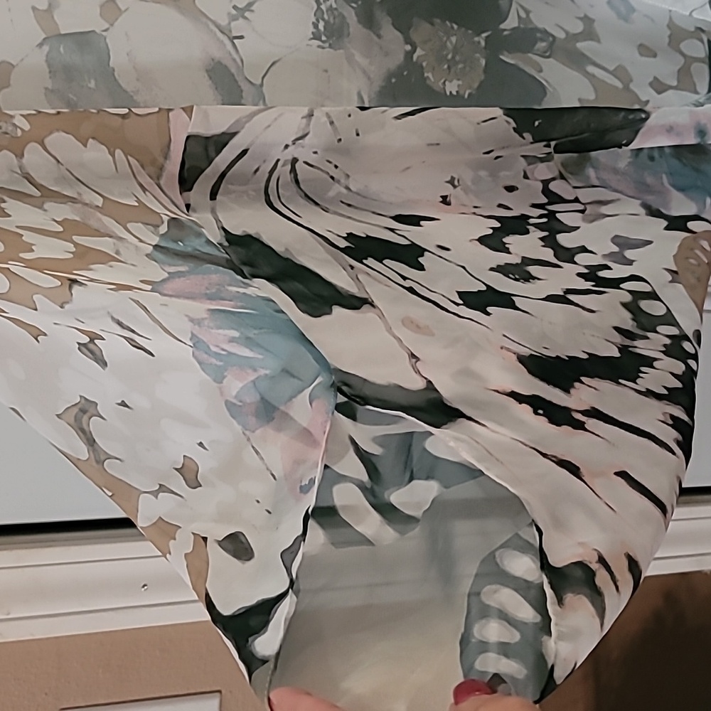 Abstract Patterned Kimono - Picture 5 of 5